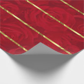 Romantische rode rozen gouden accenten cadeaupapier (Hoek)