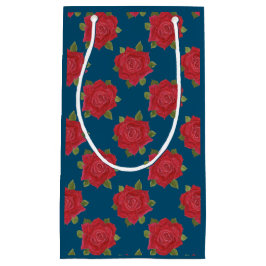 Romantische rode rozen op blauwe aangepaste medium klein cadeauzakje