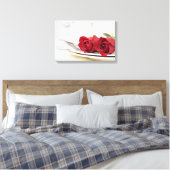 romantische rode rozen op dinerbord canvas afdruk (Insitu (Slaapkamer))