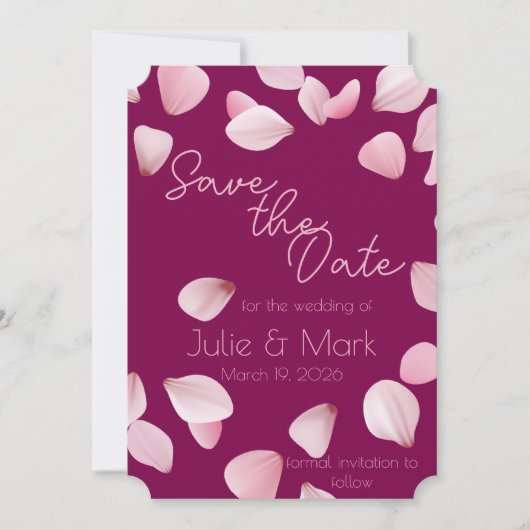 Romantische roze bloemblaadjes Save the Date Weddi Kaart (Voorkant)