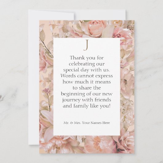 Romantische Roze Blush Bloemen Monogram Boog Bedankkaart (Achterkant)