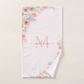 Romantische Roze Konijn & Harten Monogram Naam Bad Handdoek (Handdoek)