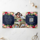 Romantische Roze Rode Rozen QR Code Marineblauwe T Drieluik Uitnodiging (Binnen)