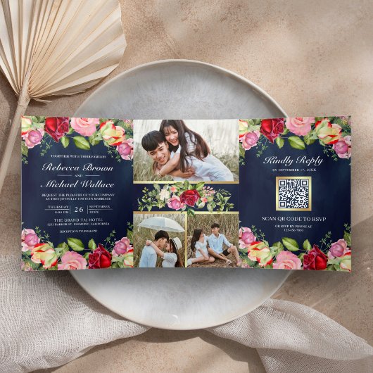 Romantische Roze Rode Rozen QR Code Marineblauwe T Drieluik Uitnodiging