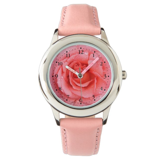 Romantische Roze Rozenwaterdruppels Horloge (Voorkant)