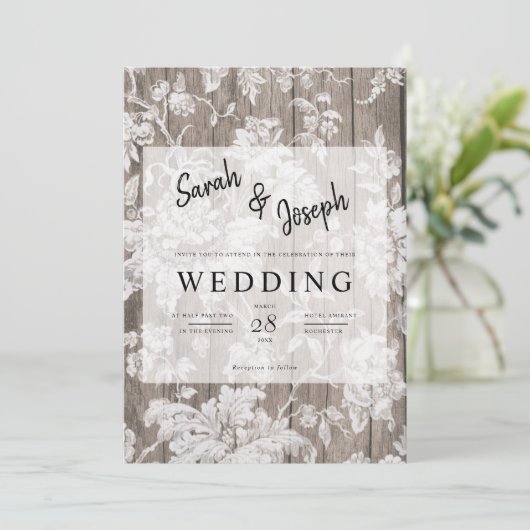 Romantische rustieke bloem hout bruiloft uitnodigi kaart (Staand voorkant)