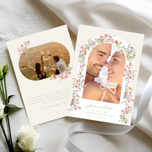 romantische sierlijke bloemenboog lente bruiloft f save the date