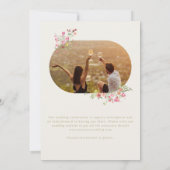 romantische sierlijke bloemenboog lente bruiloft f save the date (Achterkant)