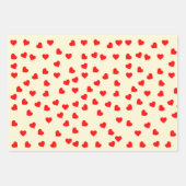 Romantische speelse rode hart patroon pastel inpakpapier vel (Voorkant)
