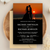 Romantische strand zonsondergang paar bruiloft kaart