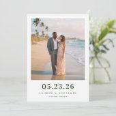 Romantische strandfoto save the date (Staand voorkant)