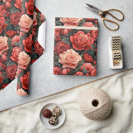 Romantische tinten van rode en zalm Rozen Cadeaupapier (Crafts)