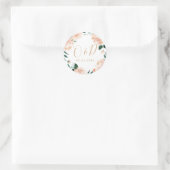 Romantische tuin perzik bloemenbruiloft monogram ronde sticker (Tas)