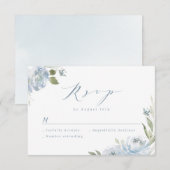 Romantische tuin stoffige blauwe bloemen bruiloft  RSVP kaartje (Voorkant / Achterkant)