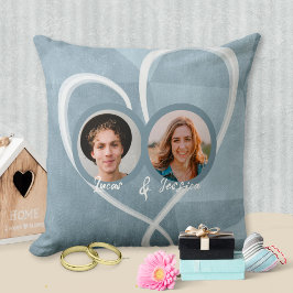 Romantische Valentijn's Day 2 foto's en harten lie Kussen