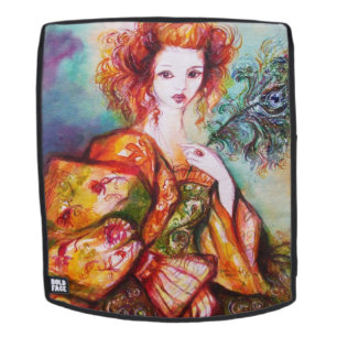 ROMANTISCHE VROUW MET EEN SPARKERPIEGEL VERDER RUGTASSEN