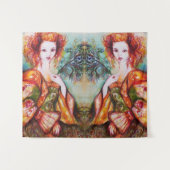 ROMANTISCHE VROUW MET GLINSTERENDE PAUWENVEER WANDKLEED (Voorkant (horizontaal))