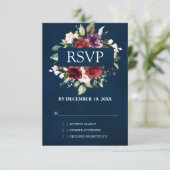 Romantische waterverf bordeauxrood blozende roos b RSVP kaartje (Staand voorkant)