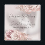 Romantische Waterverf Rozen op Glam Pearl Wedding Magneet<br><div class="desc">Deze elegante trouwmagneet heeft een bijtend glamoureus thema,  met een parelachtige achtergrond en waterverf rozen met glitteraccenten. Romantische zwarte rozen zijn afgebeeld met inktpatronen en glam faux roos goudglitter accenten.</div>