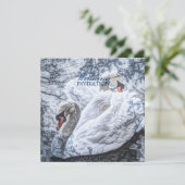 romantische wintermeer witte zwaan bruiloft kaart (Staand voorkant)