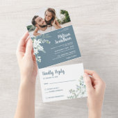 Romantische witte bloem grijze foto lentebruiloft all in one uitnodiging (Afscheurbaar)