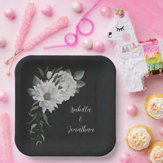 Romantische witte bloemen & groene bladeren zwart papieren bordje (Feest)