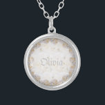 Romantische witte rozen gepersonaliseerd zilver vergulden ketting<br><div class="desc">Een fraai roos voor je vrouwen,  vriendinnen,  dochter,  moeder! Mooie verjaardag cadeau,  verjaardag en meer. Ontworpen door Marion Artwork. U kunt het ontwerp aanpassen of het overbrengen naar een ander product! Verander de tekst!</div>