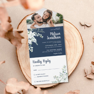 Romantische witte zachte bloem blauwe fotobruiloft all in one uitnodiging