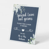 Romantische zachte bloemen bruiloft met veiligheid reclamebord met voetstuk (Voorkant)