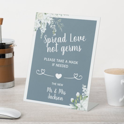 Romantische zachte bloemen bruiloft met veiligheid reclamebord met voetstuk (Insitu)