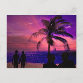 Romantische zonsondergang op een strand, postkaart