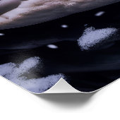 Romantische zwanen in een winterwonderland perfect poster (Hoek)