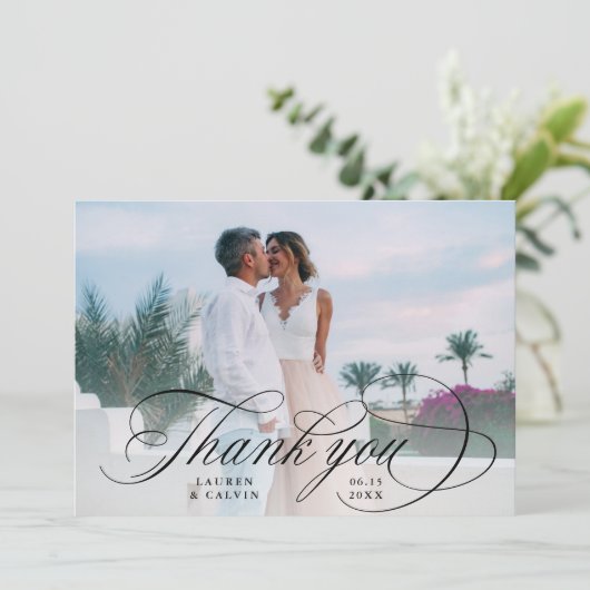 Romantische zwarte kalligrafie 2 foto bruiloft bedankkaart (Staand voorkant)