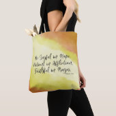 Romeinen 12:12 Wees blij met hoop Christelijke Bij Tote Bag (Dichtbij)