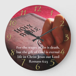 Romeinen 6:23 heilige bijbel met handgoud grote klok