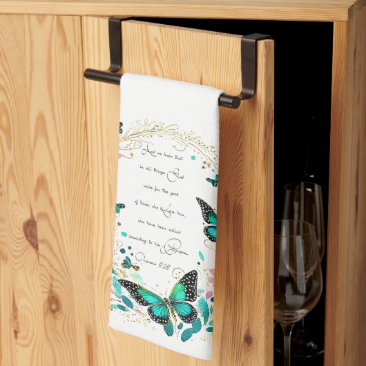 Romeinen 8:28 Bloemen en vlinders Theedoek (Derde Gevouwen)