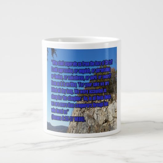 Romeinen 8:35-37 WEBU Mug Grote Koffiekop (Voorkant)