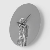 Romeinse beeldhouwwerken in moderne samenstelling grote klok (Hoek)