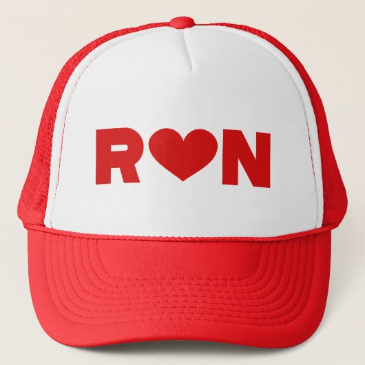 Ron Love Trucker Hat Pet (Voorkant)