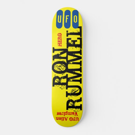 RON RUMMEL UFO Skateboard (Voorkant)
