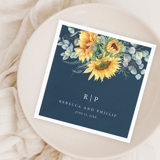 Rond boerenbruiloft met zonnebloem en eucalyptus servet