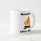 Rond de Campfire Life is beter Grote Koffiekop (Voorkant rechts)