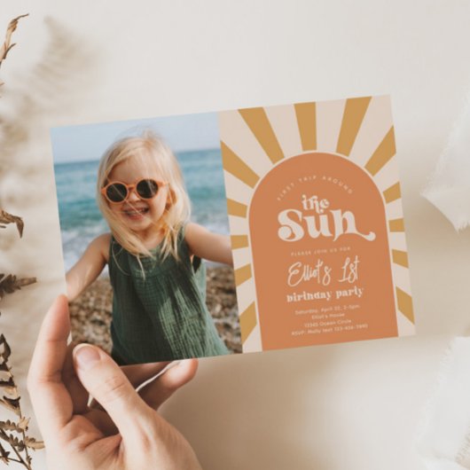 Rond de zonfoto 's avagen uitnodigen kaart