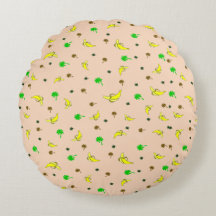 Rond kussen met banaan en palmpatroon