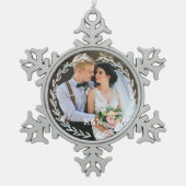 Rond  Lijst Monogrammed Foto Tin Sneeuwvlok Ornament (Voorkant)