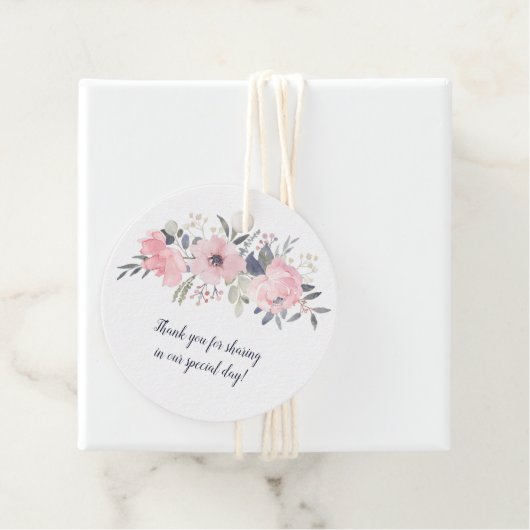 Ronde Blush Roze op Witte Bruiloft | Bedankjes Labels (In situ)