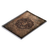 Ronde kelderknol op leer notitieboek (Linkerzijde)