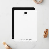 Ronde monogram zwart-witminimalistisch modern notitiekaartje (Voorkant / Achterkant in situ)