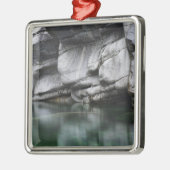 Ronde Rock Cliff door Verzasca River Metalen Ornament (Links)