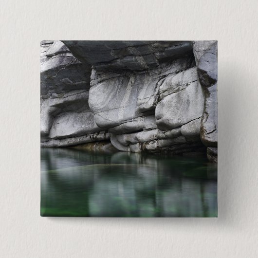 Ronde Rock Cliff door Verzasca River Vierkante Button 5,1 Cm (Voorkant)
